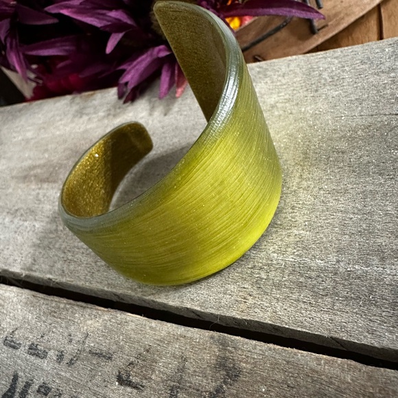 Alexis Bittar Yellow Lucite Cuff Bracelet 
Hand Carved - Picture 9 of 10